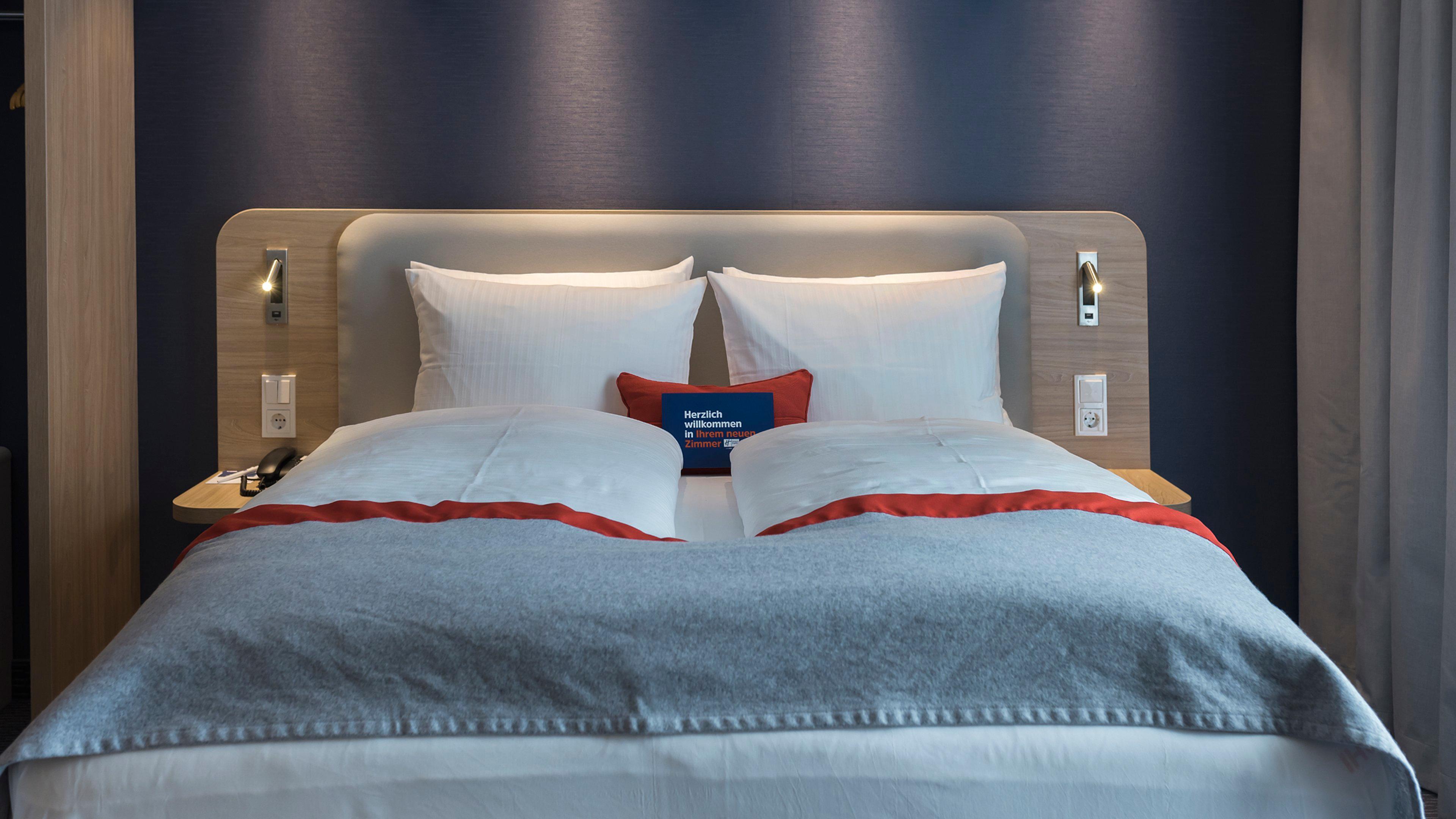 Holiday Inn Express - Wiesbaden By Ihg Exteriör bild