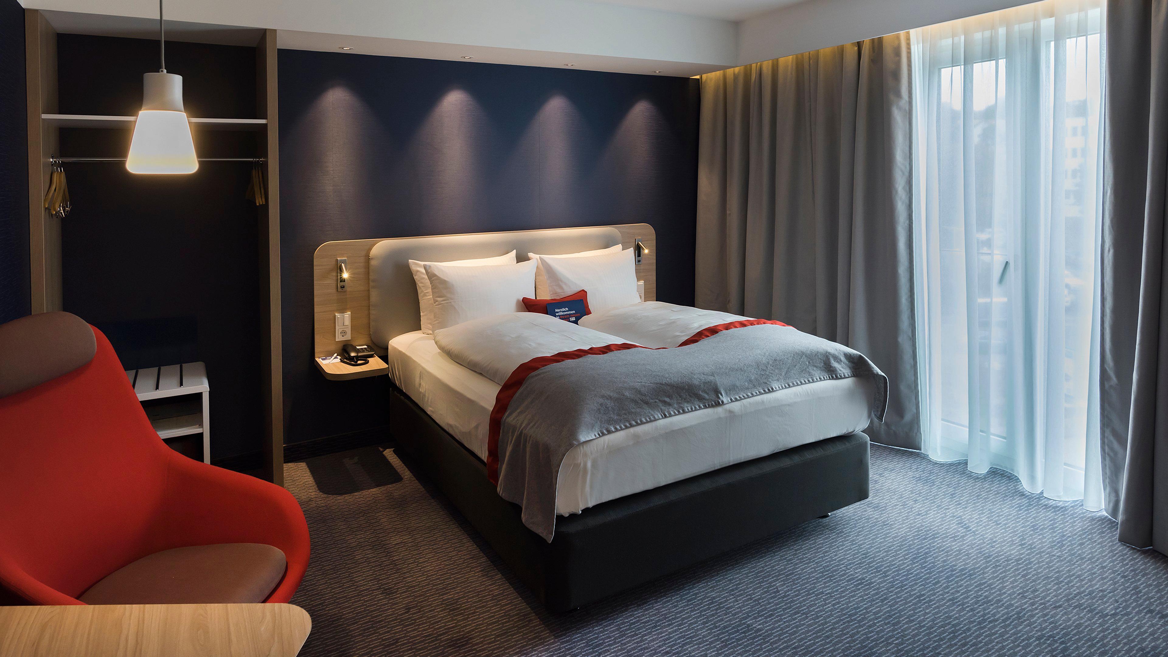 Holiday Inn Express - Wiesbaden By Ihg Exteriör bild